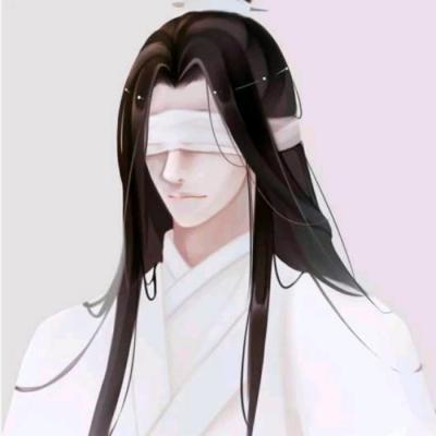 海南一沙滩现巨型搁浅皇带鱼